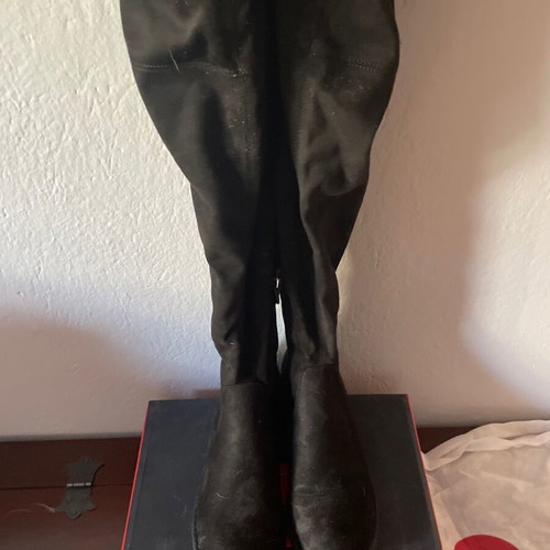 Exe boots tall like new, lace-up back size 38 black