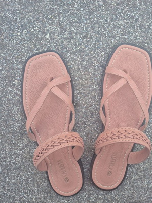 Callista leather sandals 2026 size 41 peach like new