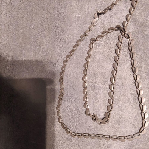 Necklace chain used