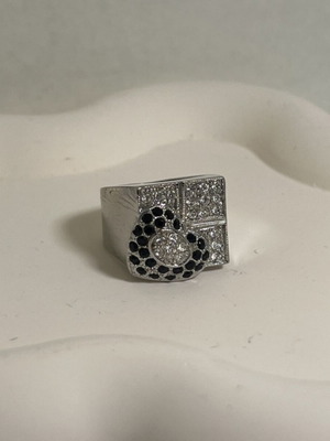 Vintage ring like new, black and silver, 2cm diameter