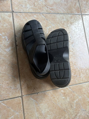 Crocs Stomp Fisherman W10 καινούργια, μαύρα