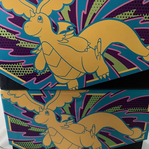 Mega Set Pokémon TCG with 3 Dragonite Sleeves, 4 Collectible Coins, Pin & Elite Trainer Box Dice