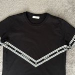 Givenchy Black Logo Chain T-Shirt S like new
