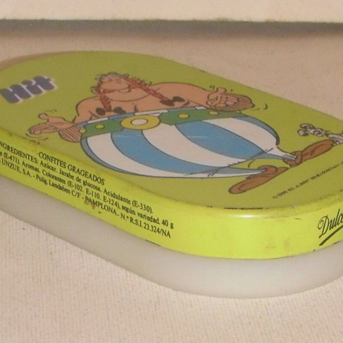 Hit Asterix Candy Tin used