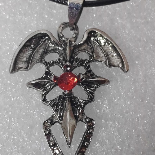 Vampire Diaries Gothic Pendant with Red Crystal like new