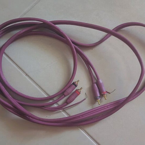 Amplifier cable 290 cm like new