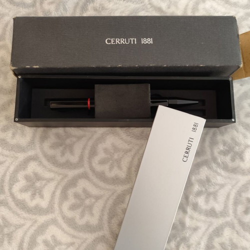 Cerruti 1881 pen like new with case