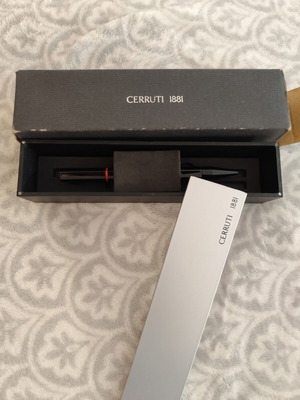 Cerruti 1881 pen like new with case