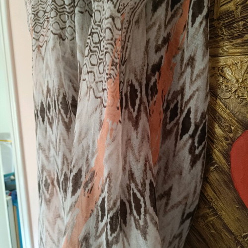 Brown scarf used in excellent condition 88x180 cm