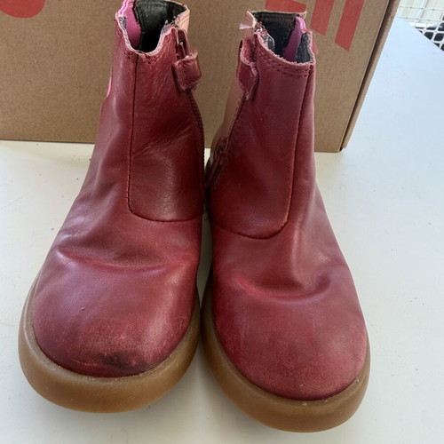 Camper leather ankle boots size 26 used, red with zipper