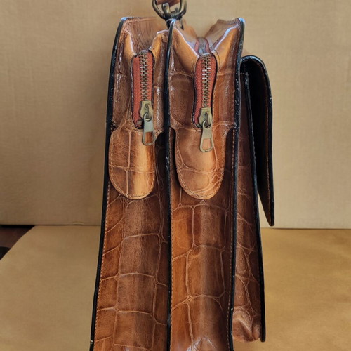 Leather Briefcase 3 Compartments used, brown