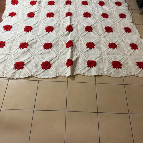 Handmade blanket like new for double or single bed