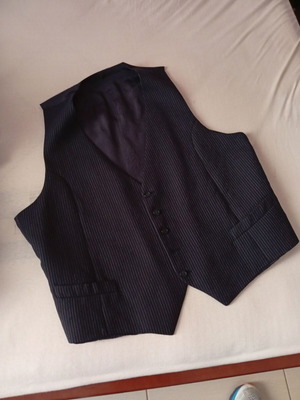 Vest XL dark blue with thin stripe like new