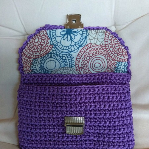 Knitted handmade crossbody bag new, purple with silver chain