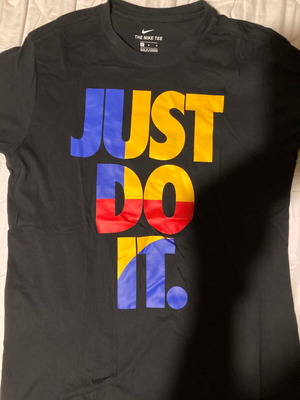 Nike Just Do It T-shirt size M like new, black