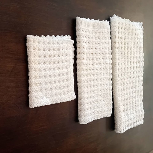 Crochet table linens set of 3, like new, ecru cotton yarn