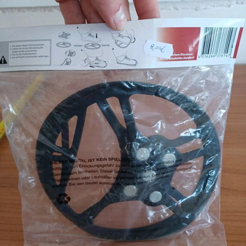 Anti-slip shoe spikes new, ideal for ice and snow