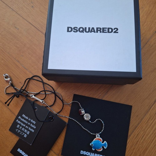 Dsquared charm necklace new, authentic in box