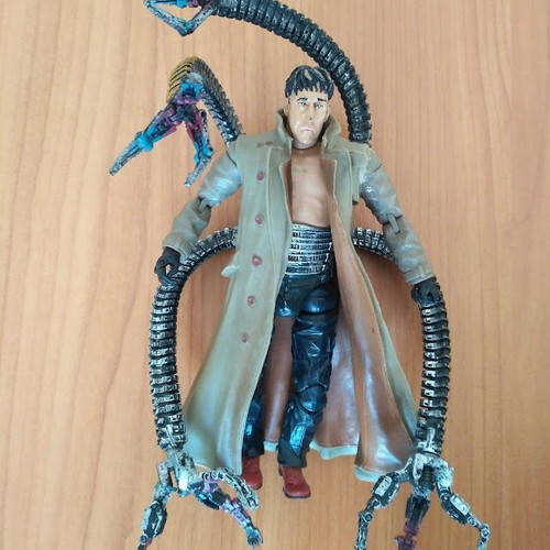 Doctor Octopus figure 16 cm Toy Biz Marvel Legends used, moderate condition
