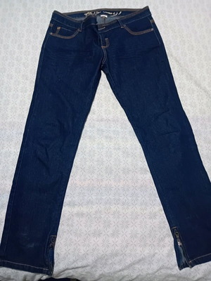 Jeans like new with rhinestones on pockets, slim fit, blue, sizes M and L
