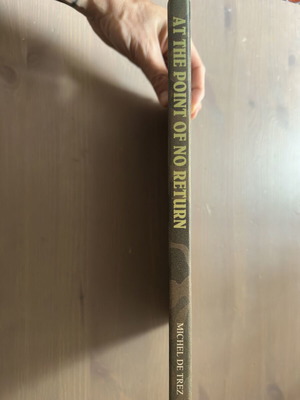 Βιβλίο At The Point of No Return του Michel de Trez σαν καινούργιο