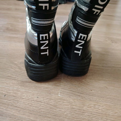 Women's boots new, size 39