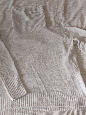 Pullover sweater used, size M, beige