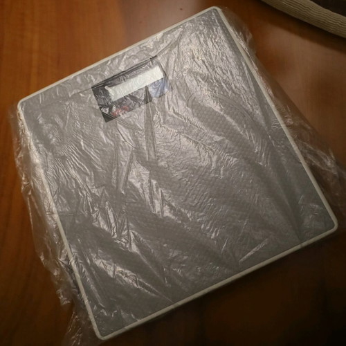 Seca 872 professional digital scale new with genuine carrying bag
