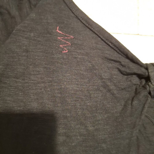 Black T-shirt like new with open back, size S