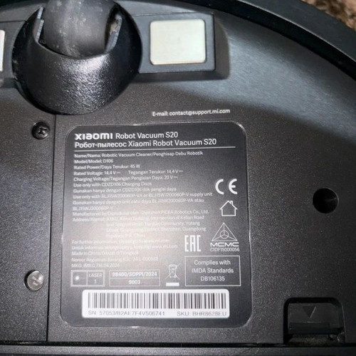 Xiaomi Robot Vacuum S20 like new with charging base and warranty