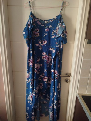 Long asymmetrical plus size dress Rose Gal, like new, petrol floral
