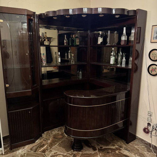 Luxury Corner Bar Furniture with Built-in Lighting and Display Cabinet like new