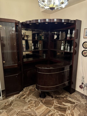 Luxury Corner Bar Furniture with Built-in Lighting and Display Cabinet like new
