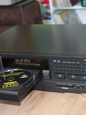 Technics SL-PS70 CD player σαν καινούργιο