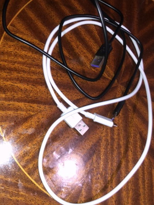 iPhone charger like new, excellent condition
