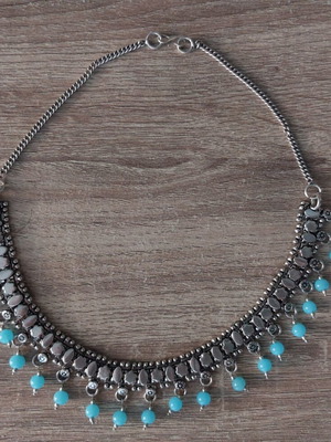 Vintage metal statement necklace with turquoise stones, like new