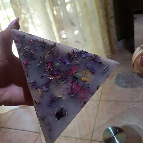 Triangle Candle with Glass Holder and Dried Leaves, Like New