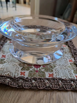 Baccarat ashtray like new