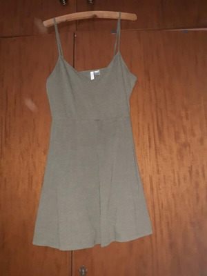 Long top used with adjustable straps, size M