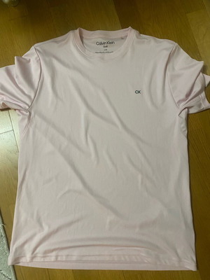 Calvin Klein men's T-shirt like new, pink, size L