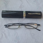 Eyeglasses +2.50 like new, black