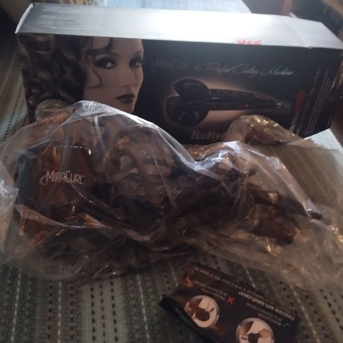 Babyliss Pro MiraCurl curling device new