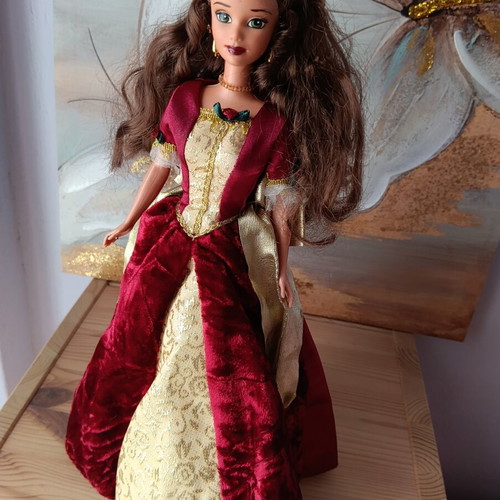 Disney Belle Holiday Princess Edition doll