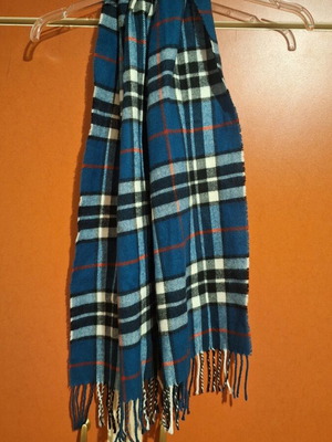 Scarf like new condition