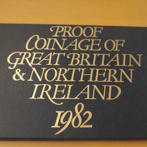 Royal Mint Coin Collection 1982 Great Britain & Northern Ireland new