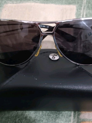 Killer Loop sunglasses used with worn frame and new lenses