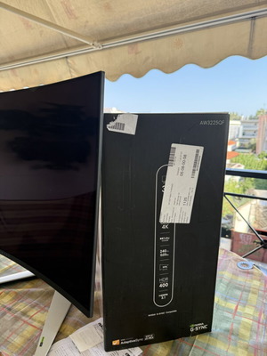 Alienware OLED 32” οθόνη AW3225QF