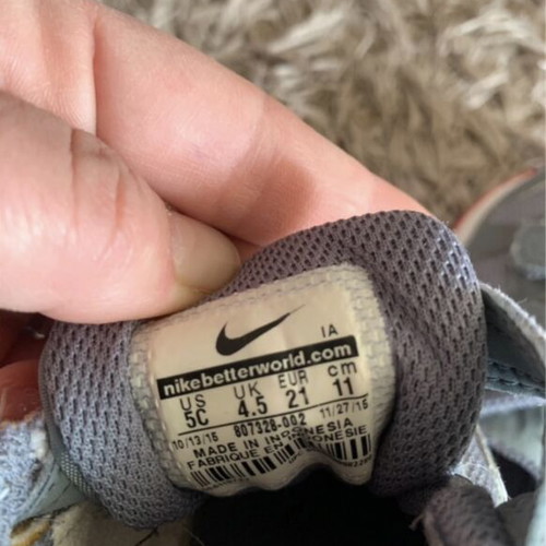 Nike Kids Athletic Shoes No 21 used