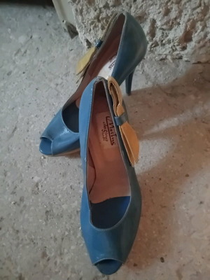 Branded heels like new, special unused