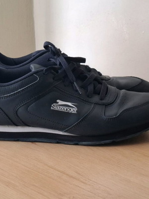 Slazenger sport shoes used, size 44, blue navy